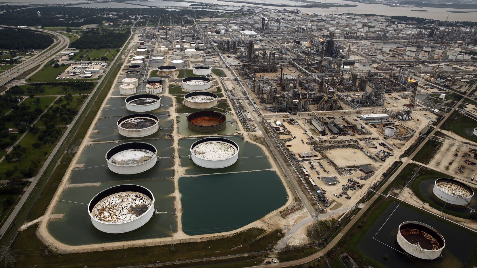 It’ll take weeks for Exxon, Marathon and Total to repair and restart damaged Texas refineries