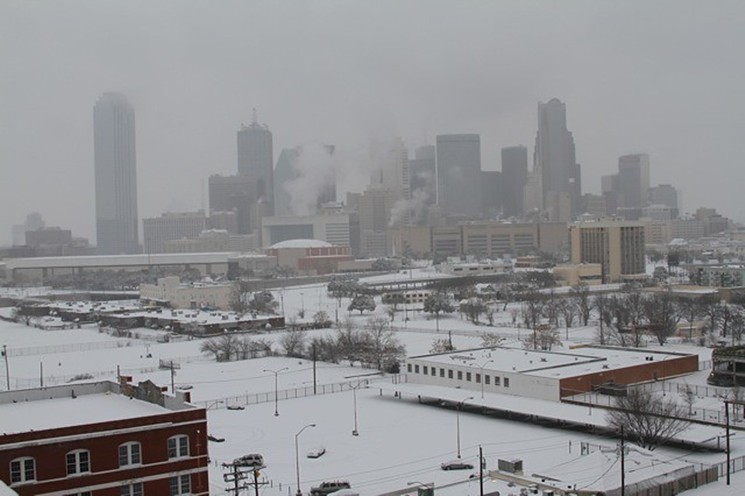 Power Outages, Flight Cancelations, School Closures: Winter Storm Freezes Dallas