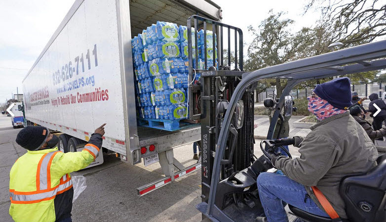 Some electricity restored in Texas, but water woes grow